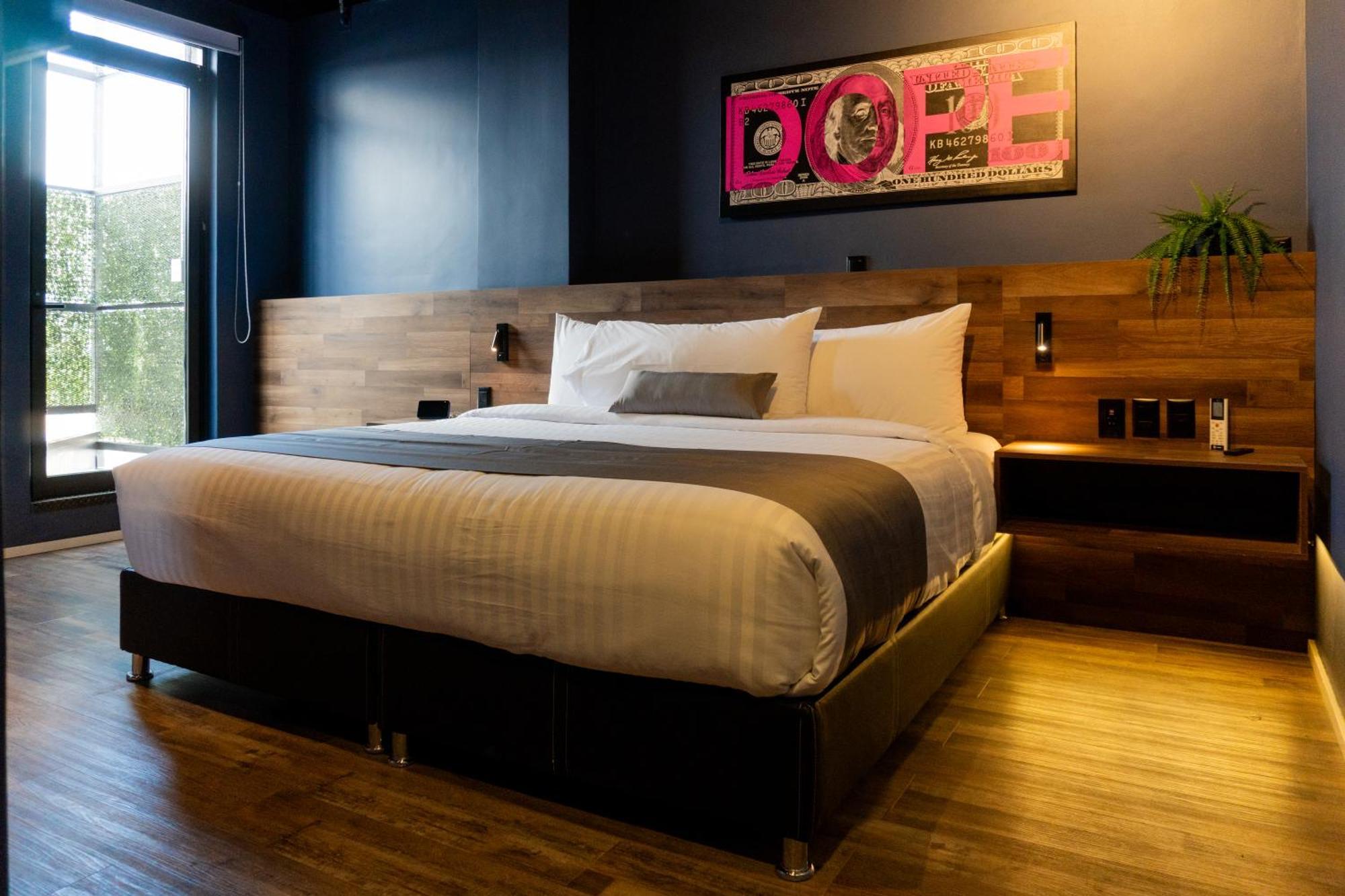 Alt Urbana Hotel Leon Room photo